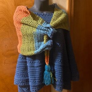 Keyhole scarf